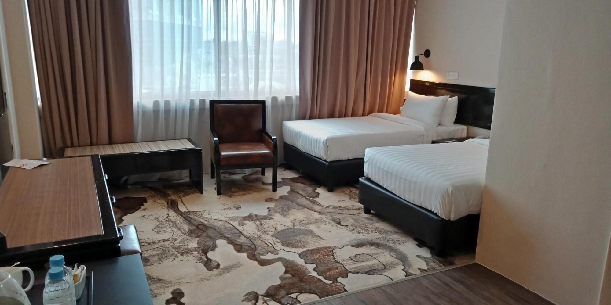 Wana Riverside Hotel Malacca Екстериор снимка
